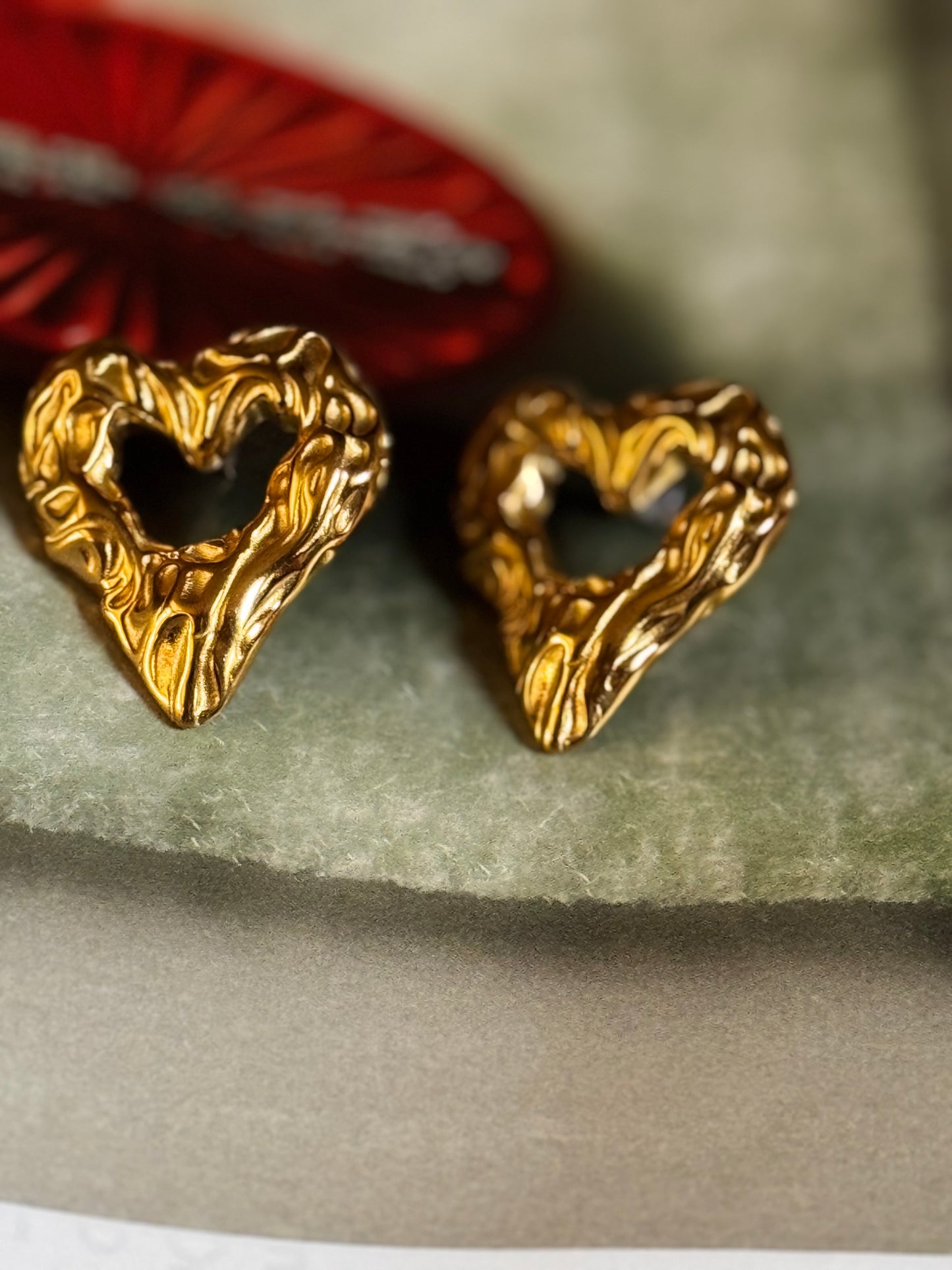 SWEET HEART EARRINGS