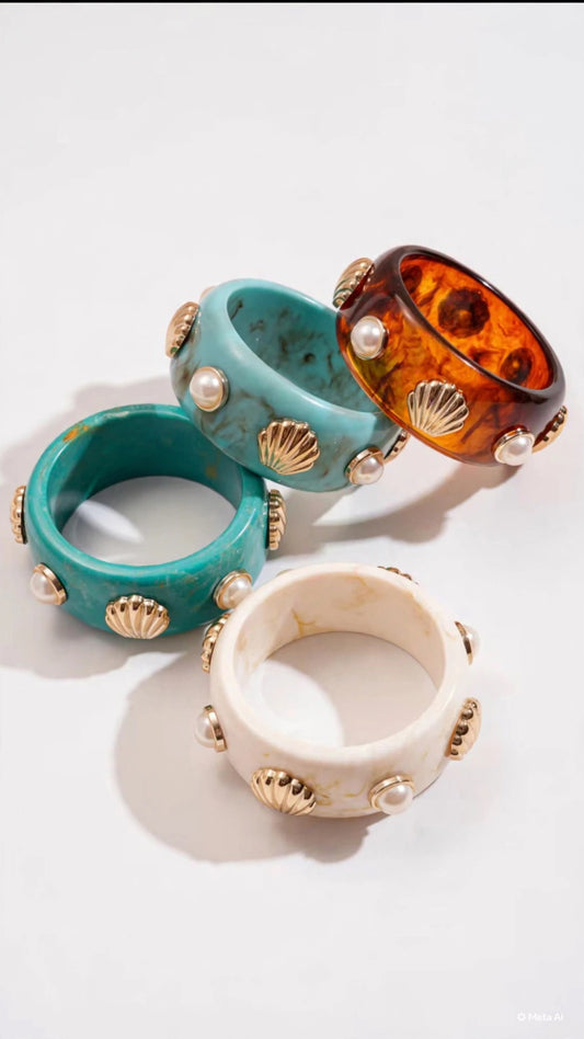 RASIN PEARL BANGLE đź’›