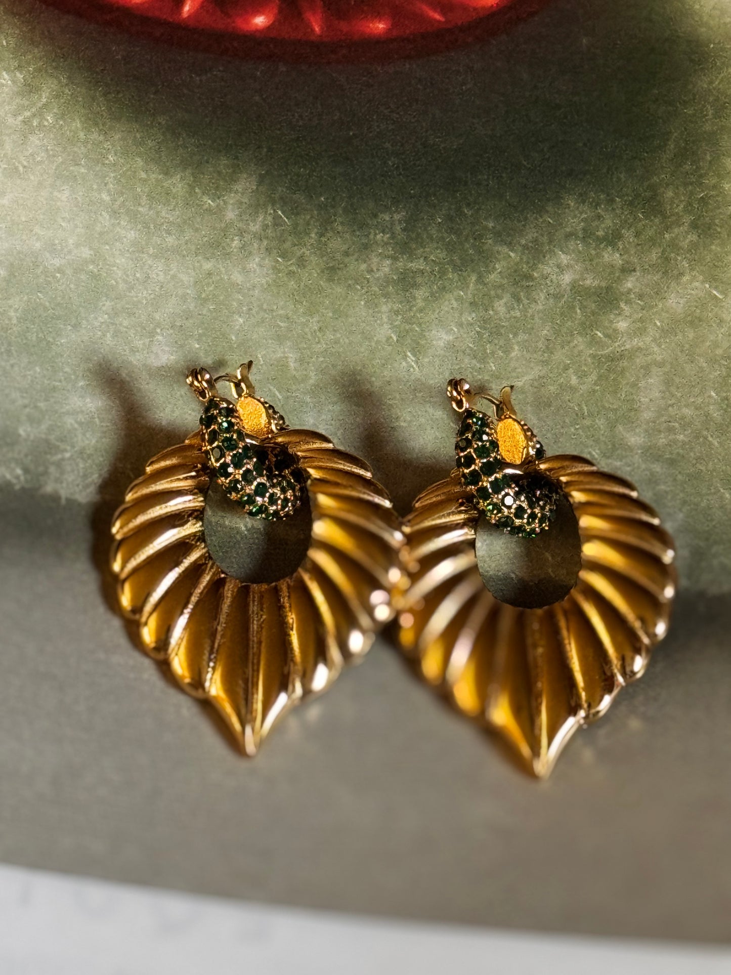 RETRO LEAF EARRINGS