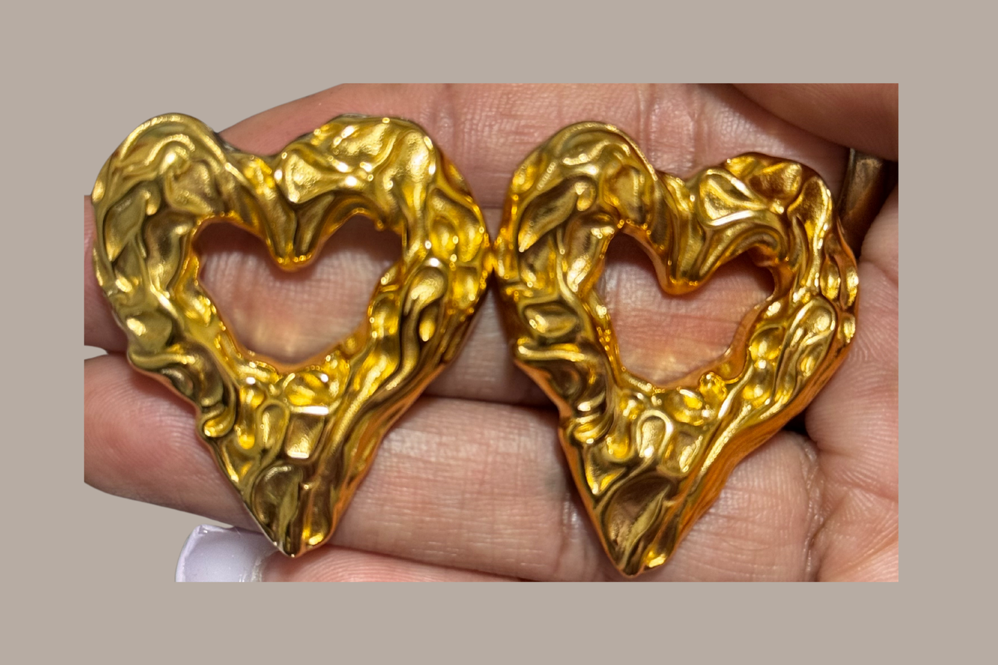 SWEET HEART EARRINGS