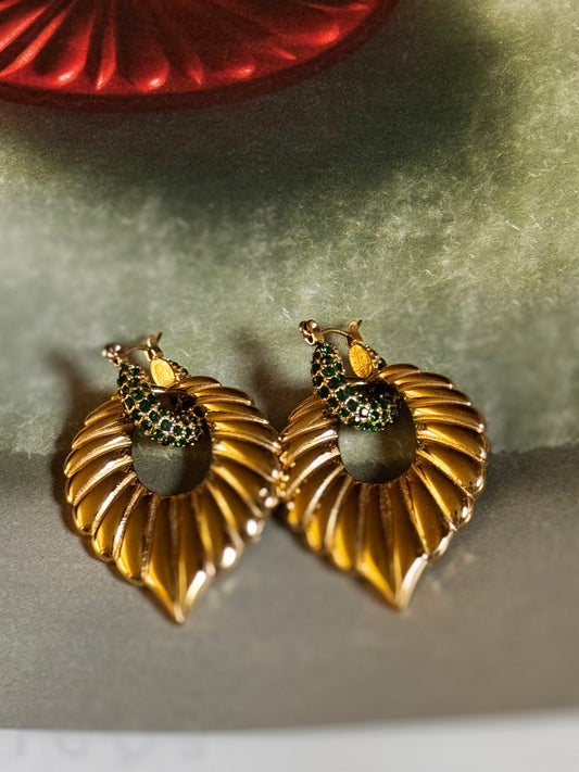 RETRO LEAF EARRINGS
