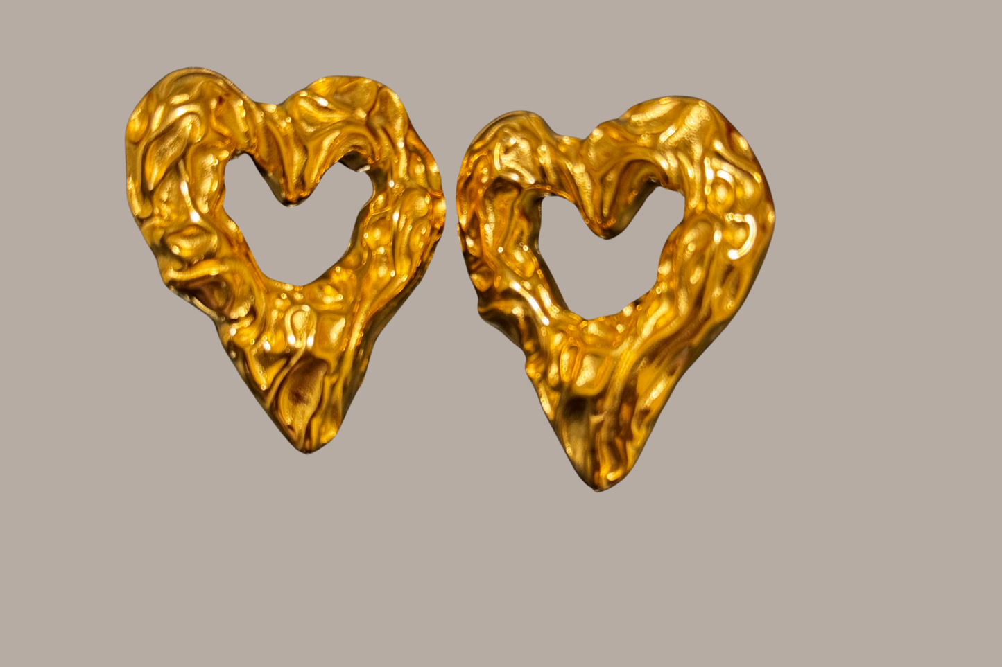 SWEET HEART EARRINGS